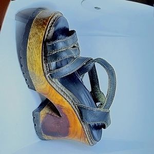 London Underground Platform Shoes 9.5